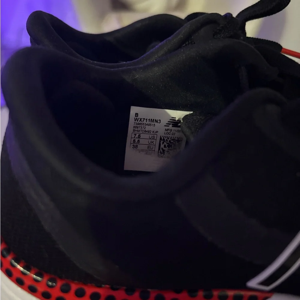 New Balance (Disney’s-  Minnie Mouse Edition) - Picture 4 of 6